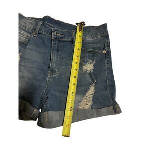 Women's Distressed Denim Cuffed Shorts with 5 pockets